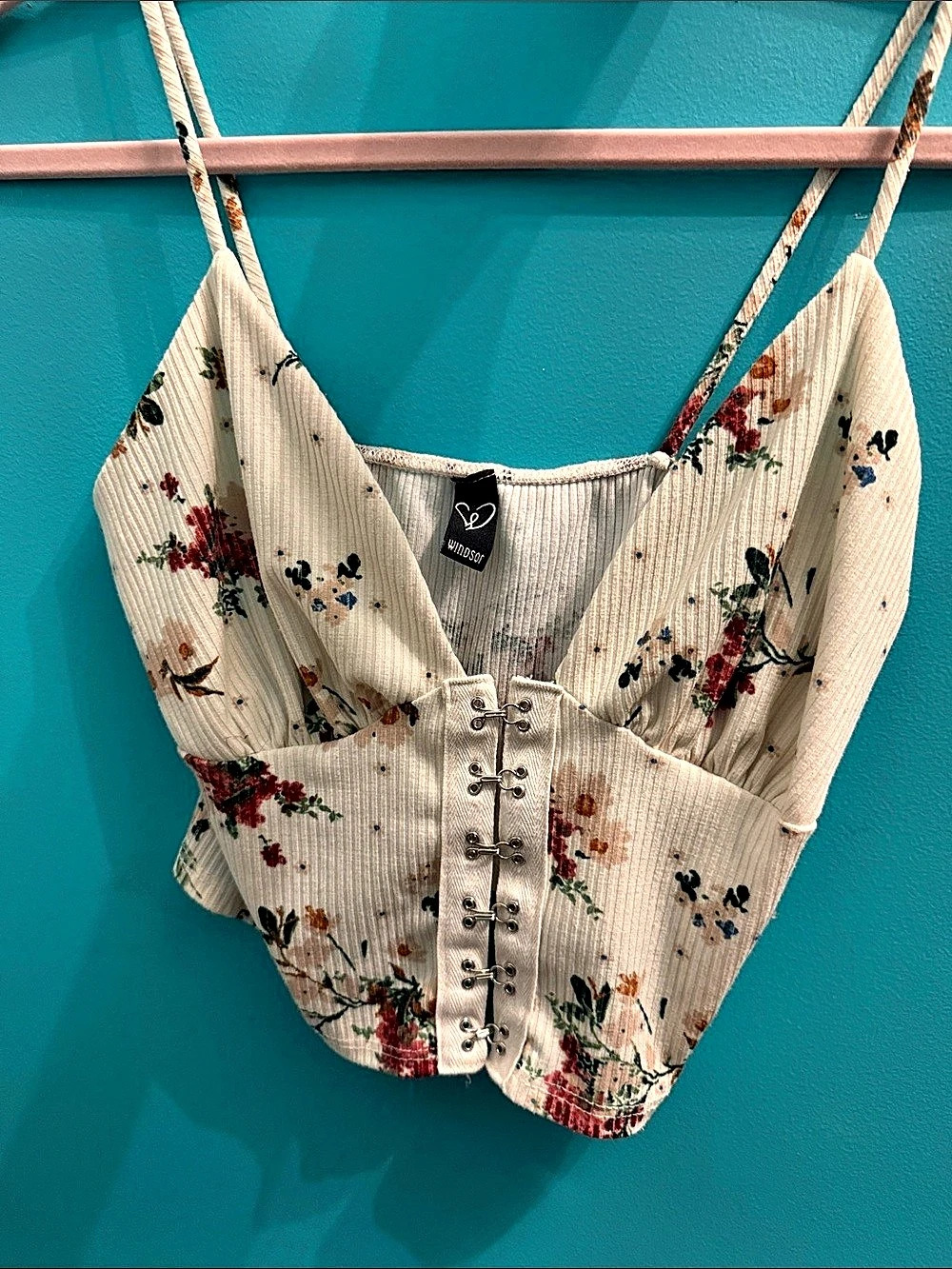 Windsor Floral Ribbed Crop Cami in Cream